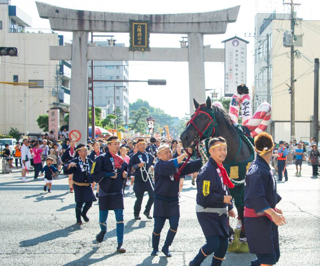 今年もJ:COMチャンネルで生中継！ 「藤崎八旛宮例大祭～神幸行列～」 ～ アプリ・YouTubeでもライブ配信、ダイジェスト特番も放送  ～|ニュースリリース | JCOM株式会社 | J:COM